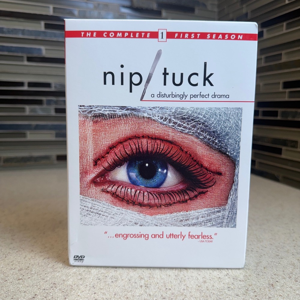 Nip/Tuck The Complete First Season 1 DVD Box Set 5-Disc Widescreen